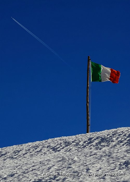 21 Volare.jpg